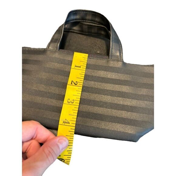 Mary Kay Black Striped Handbag With Zipper & Handles - Picture 3 of 11